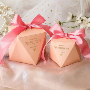 Boîte cadeau personnalisée <span class=keywords><strong>pas</strong></span> chère pour enfants, imprimée flamant rose, boîte à bonbons en papier pliable créative et mignonne pour anniversaire ou mariage avec ruban rose - Product Image 4