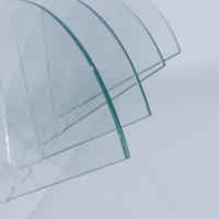 Verre trempé transparent sur mesure, bord poli fin, verre de sécurité renforcé pour plateau de table, vitrine, cloison