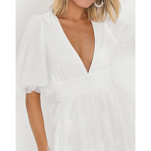 <span class=keywords><strong>Abito</strong></span> da donna personalizzato OEM di alta qualità a pois tinta unita con scollo a V <span class=keywords><strong>Tulle</strong></span> manica <span class=keywords><strong>Mini</strong></span> <span class=keywords><strong>Mini</strong></span> <span class=keywords><strong>abito</strong></span> multistrato - Product Image 2