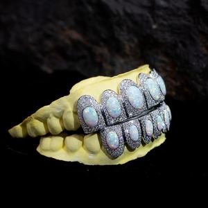 Bijoux Hip Hop Personnalisés Or 10K 14K 18K Argent 925 Grillz Sertis de Diamants Opale Ovale Moissanite - Product Image 4