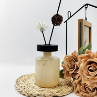 100ml 150ml 250ml Bouteille d'aromathérapie en verre vide Bouteille diffuseur en or avec bouchon en aluminium noir ou couvercle en bois