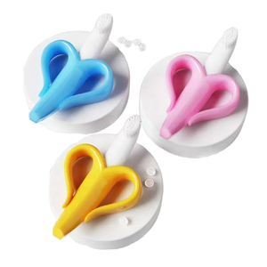 Brosse à dents pour bébé sans BPA jouet d'entraînement unisexe en forme <span class=keywords><strong>de</strong></span> fruit <span class=keywords><strong>anneau</strong></span> à mâcher en silicone doux cadeau <span class=keywords><strong>de</strong></span> <span class=keywords><strong>dentition</strong></span> pour bébé sans danger pour la <span class=keywords><strong>dentition</strong></span> des tout-petits - Product Image 3