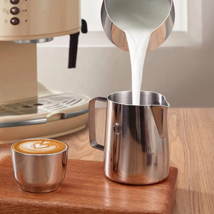 Grand pichet à <span class=keywords><strong>lait</strong></span> en acier inoxydable <span class=keywords><strong>Barista</strong></span> <span class=keywords><strong>Pot</strong></span> et mousseur pour café et thé Latte Art Nouveau pichet pour boissons chaudes - Product Image 5