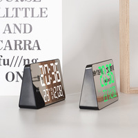 Vente flash - Horloge numérique LED avec réglage de la luminosité, commande vocale, affichage de l'heure, du calendrier et de la température, réveil numérique pour la maison et le bureau