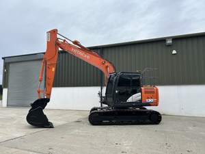 Pelle moyenne Hitachi Zx130lcn en bon état à bas prix - Product Image 3