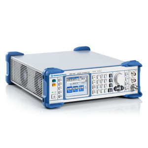 Générateur de signal micro-ondes R&S Smb100a 100 kHz à 12,75/20/31,8/40 GHz avec atténuateur progressif - Product Image 3