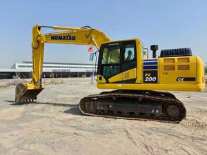 รถขุด Komatsu มือสอง PC200 PC200-11จากญี่ปุ่นสำหรับงานก่อสร้าง - Product Image 2