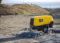 Compresseur d'air à vis compact XAS588 7 bars, moteur Kubota, pompe portable, alimenté au diesel, vente directe usine