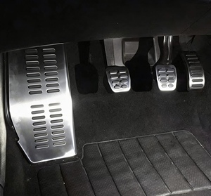 Kits d'intérieur classiques : Accélérateur pour Golf Mk4/Jetta, couvre-pédales de frein, d'embrayage et repose-pieds en acier inoxydable AT/MT, 3/4 pièces - Product Image 1