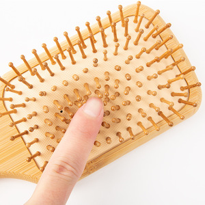 Peigne à cheveux en bambou, grand peigne de massage pour la tête, peigne en bois léger pour usage domestique - Product Image 4