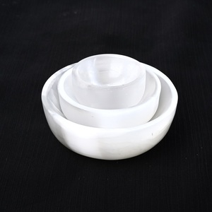 Bol en sélénite transparente de haute qualité, forme ronde, bol artisanal en cristal pour la guérison par le Reiki, purification énergétique, ornement pour la maison, vente en gros - Product Image 4