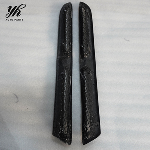 Grilles d'aération latérales de pare-chocs avant style OEM en fibre de carbone brillante pour <span class=keywords><strong>Nissan</strong></span> <span class=keywords><strong>Skyline</strong></span> <span class=keywords><strong>GTR</strong></span> <span class=keywords><strong>R35</strong></span> 2009-2023 – Améliorations (paire) - Product Image 5