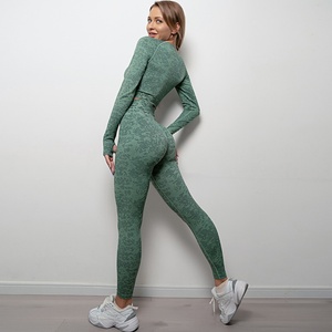 Ensemble de yoga 2 pièces sans couture, imperméable et respirant pour femme, grande taille, avec leggings taille haute et haut court à manches longues à carreaux - Product Image 5