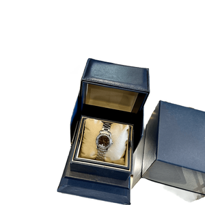 Montre à quartz pour femme avec bracelet en métal bicolore, cadran noir, pierres décoratives, montre-bracelet élégante et décontractée Chopards - Product Image 5