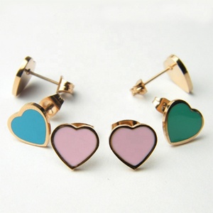 Modische Niedliche Rosa Herzförmige Schlichte Ohrstecker Gold Bunte Emaille Öltropfen Edelstahl-Schmuck für Kinder Frauen Mädchen - Product Image 5