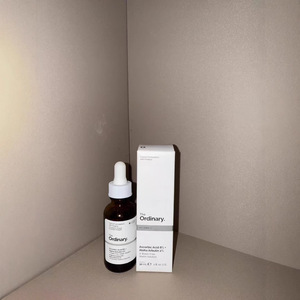 Suero de Niacinamida y Ácido Hialurónico, Iluminador e Hidratante para el Cuidado de la Piel - Product Image 5