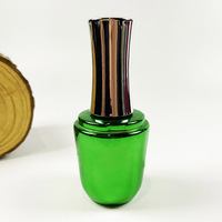 Vernis à ongles en verre peint personnalisé de 17 ml avec couvercle pour l'emballage de produits de beauté des ongles