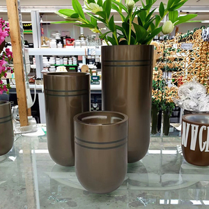 أواني زهور كبيرة للأماكن الخارجية حديثة من الفولاذ المقاوم للصدأ تزيين هندي من أجل الفنادق - Product Image 1