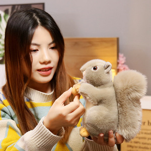 Peluche réaliste mignonne en forme d'écureuil, poupée hamster du <span class=keywords><strong>zoo</strong></span>, coussin réconfortant pour le sommeil, poupée en tissu, coussin en coton PP, pour les 14 ans et plus - Product Image 4