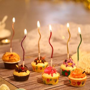 Bougies d'anniversaire créatives courbées sur mesure en gros, bougies d'anniversaire spirales plaquées or et argentées pour fêtes et mariages - Product Image 5