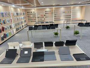 Funda con Teclado Magnético Desmontable y Versátil, Orientación Vertical y Horizontal, 6 Filas de Teclas para iPad Air 11 Pro 13 2025, Carga Rápida USB-C, Venta al por Mayor, OEM/ODM/Marca Privada - Product Image 5