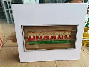 Apparecchiature di alimentazione per la distribuzione interna e gli interruttori automatici personalizzate - Product Image 4