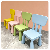 Chaise et tabouret pour enfants en plastique de style chinois Marmot avec dossier à lattes pour utilisation en maternelle
