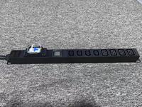 Protection disjoncteur 19 "1U 8 voies C13 C19 Server Rack PDU Socket