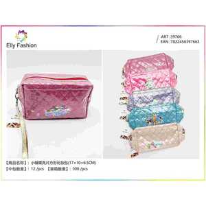 Borsa trapuntata all'ingrosso dell'organizzatore di trucco con il disegno della farfalla nel sacchetto di trucco del modello di Logo di colori multipli - Product Image 1