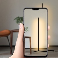 Lámpara de pie Led inteligente minimalista con soporte nórdico, diseño moderno, lámpara de pie de esquina Led RGB, luz activada, luz nocturna