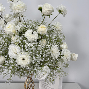 Centres de table à fleurs en tissu DKB pour les mariages Noël Pâques Fête des mères et décorations du nouvel an chinois Bienvenue Fleurs rouges OEM - Product Image 5