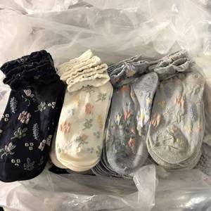 Lot mixte de surplus de vêtements : Chaussettes décontractées pour femmes, style <span class=keywords><strong>japonais</strong></span>, à <span class=keywords><strong>motif</strong></span> floral, à volants délicats, montantes à la cheville, à prix bas pour la revente - Product Image 1