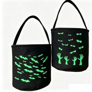 Bolsas de Halloween Luminosas Personalizadas con Diseño de Calabaza y Murciélago Negro para Niños - Product Image 1