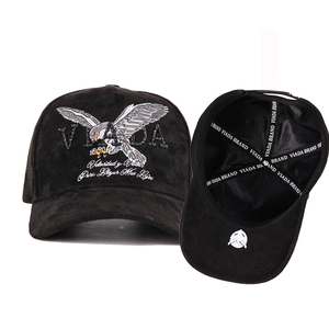 Gorra de Béisbol de Lujo Personalizada en Gamuza Negra con Bordado 3D de Águila, Transpirable, Impermeable, Unisex, de 5 Paneles, con Forro de Satén - Product Image 1