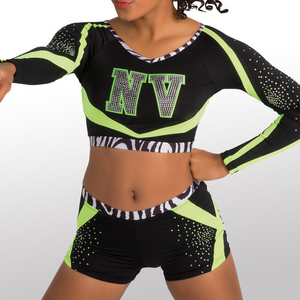 Uniforme de porristas de alta calidad Diseño de competición escolar Telas brillantes Cheer Uniformes Falda Jóvenes de escuela secundaria - Product Image 1
