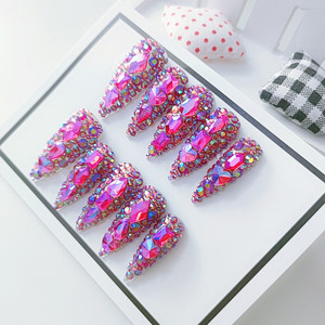 <span class=keywords><strong>Uñas</strong></span> postizas <span class=keywords><strong>de</strong></span> lujo personalizadas al por mayor con pedrería, forma ataúd mediana, con perlas y punta francesa, para manicura acrílica. - Product Image 3