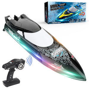 Perahu RC Bercahaya Kecepatan Tinggi 2.4GHz dengan Kecepatan Maksimum 30Km/jam, 5 Mode Pencahayaan, <span class=keywords><strong>Reboot</strong></span> Otomatis dan Demo untuk Kesenangan Balap di Kolam Renang - Product Image 6