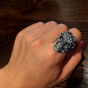 Bague tête <span class=keywords><strong>de</strong></span> <span class=keywords><strong>mort</strong></span> pour <span class=keywords><strong>homme</strong></span> en argent sterling 925 ajustable et plaqué rhodium - Product Image 6