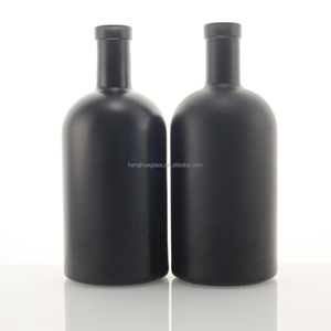 Tùy chỉnh 500ml <span class=keywords><strong>700ml</strong></span> 750ml Matte đen chai thủy tinh Gin rỗng chai nhà cung cấp với nút chai - Product Image 5