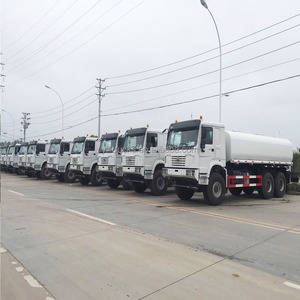 Camion citerne HOWO NX 6x6 tout-terrain <span class=keywords><strong>20m3</strong></span> en acier inoxydable, véhicule d'irrigation par aspersion 25m3, nettoyeur de rue 30m3 en stock - Product Image 5