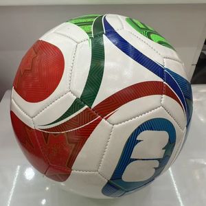 Balón de Fútbol de Entrenamiento de Alta Calidad 2026, Cuero PU, Cosido a Máquina, Tamaño 5, Personalizable - Product Image 1