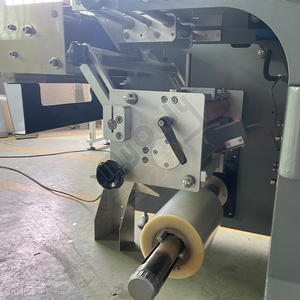 Paquet <span class=keywords><strong>de</strong></span> couteaux à fourchette, tasse en papier d'épicerie automatique, désodorisant d'air <span class=keywords><strong>de</strong></span> voiture, Machine d'emballage d'oreiller pour <span class=keywords><strong>savon</strong></span> - Product Image 3