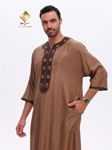 Túnica Árabe Masculina de Alta Gama 2025, con Material Suave Antipilling, Mangas Tres Cuartos Elegantes y Adecuado para Diversas Ocasiones - Product Image 4