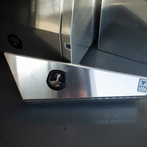 Custom-Size Portable Aluminum Alloy Ute Canopy Lockable 2 Compartments up to 2000L Waterproof Truck Storage Solution - Product Image 5