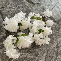 L-3555 Branche de fleurs de cerisier en soie pas chère de 98 cm pour arrangement floral de mariage et décoration intérieure