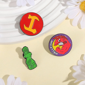 Nuevo personaje de dibujos animados transfronterizo patrón adelante Metal UV impresión tallada broche personalidad KEEP TRUCKIN insignia inspiradora - Product Image 2