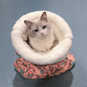 Suministro directo de fábrica de nuevos sacos de dormir de lino para invierno con bolsillos de lana de cordero engrosada, perfectos para gatos y otros animales. - Product Image 1