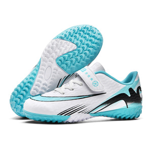 Nuevas Zapatillas de Fútbol para Niños en Oferta - Transpirables, Cómodas, de Caña Baja, con Tacos, Ideales para Jugar en Césped, para Niños y Niñas - Product Image 1