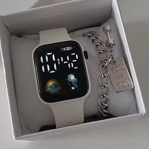 Commercio all'ingrosso a buon mercato quadrato LED <span class=keywords><strong>orologio</strong></span> elettronico di lusso uomo e <span class=keywords><strong>donna</strong></span> moda cuore sport <span class=keywords><strong>orologio</strong></span> <span class=keywords><strong>digitale</strong></span> con scatola regalo per gli studenti - Product Image 2