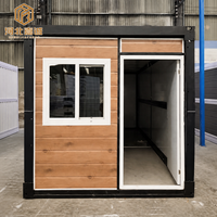 Abri d'urgence pour la réponse aux catastrophes et l'hébergement des travailleurs avec fenêtres et escaliers – Maison conteneur pliable